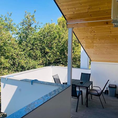 Apartment Mrkic Biograd Na Moru Luaran gambar