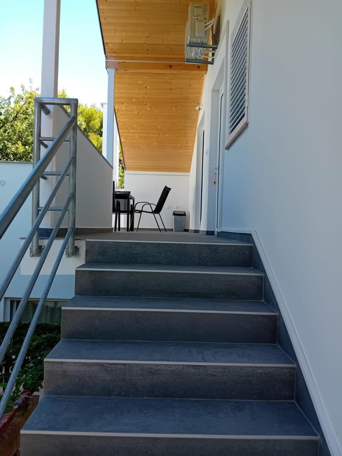 Apartment Mrkic Biograd Na Moru Luaran gambar