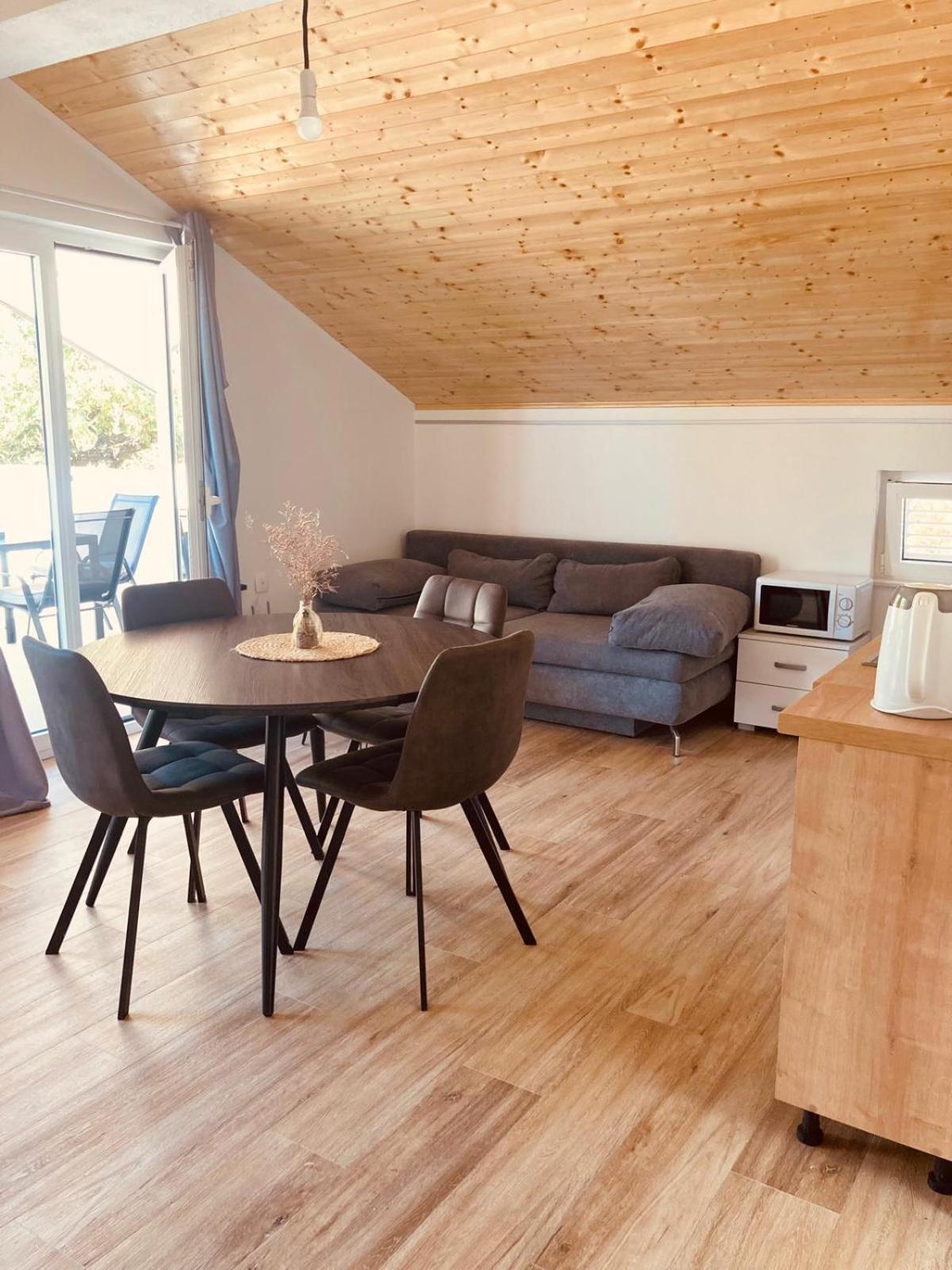 Apartment Mrkic Biograd Na Moru Luaran gambar