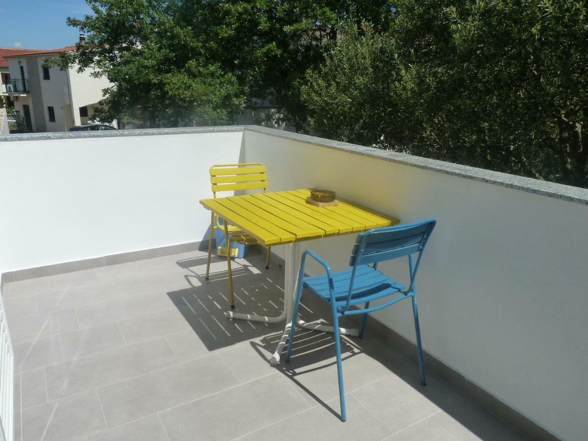Apartment Mrkic Biograd Na Moru Luaran gambar
