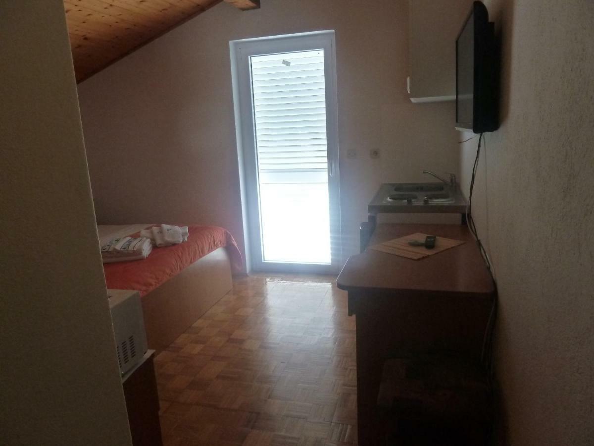 Apartment Mrkic Biograd Na Moru Luaran gambar
